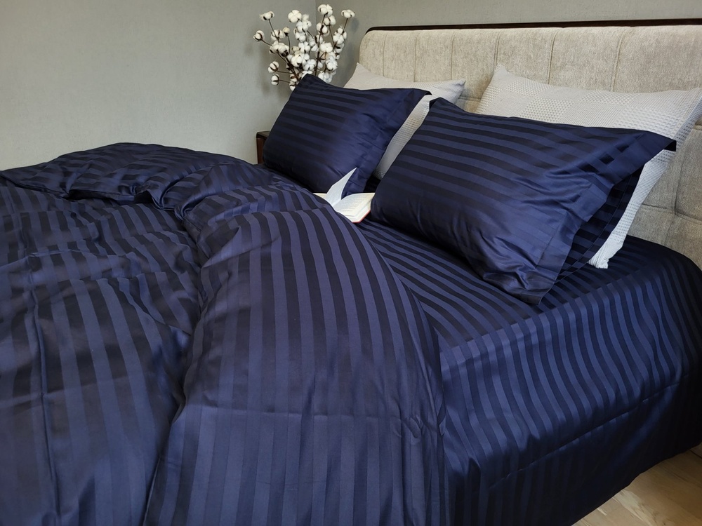 Постельное бельё сатин-страйп премиум Комфорт Текстиль Stripe PREMIUM, BLUE BERRY 2/2см