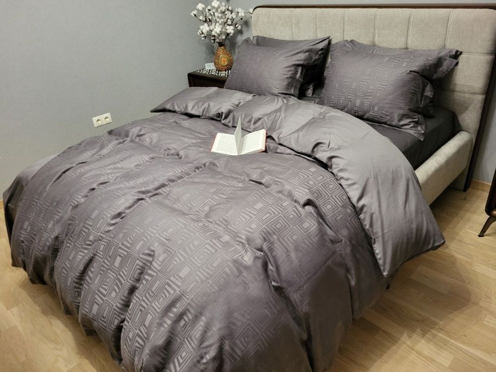 Постельное бельё сатин жаккард премиум Комфорт Текстиль JACQUARD, SQUARE DARK GREY