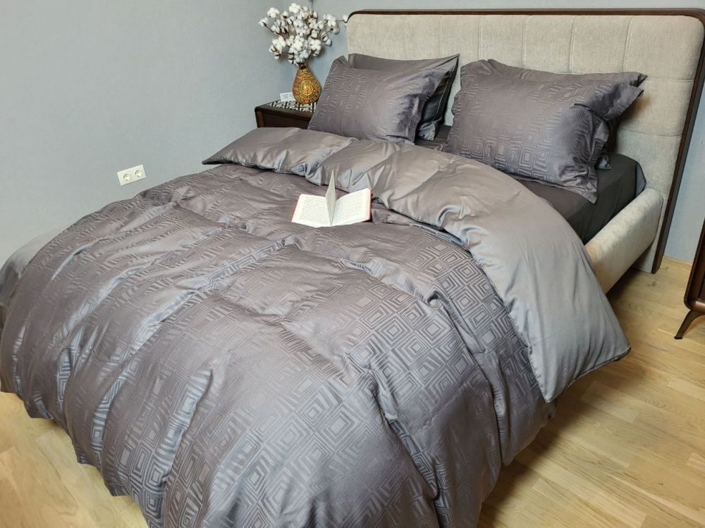 Постельное бельё сатин жаккард премиум Комфорт Текстиль JACQUARD, SQUARE DARK GREY