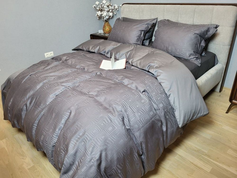 Постельное бельё сатин жаккард премиум Комфорт Текстиль JACQUARD, SQUARE DARK GREY