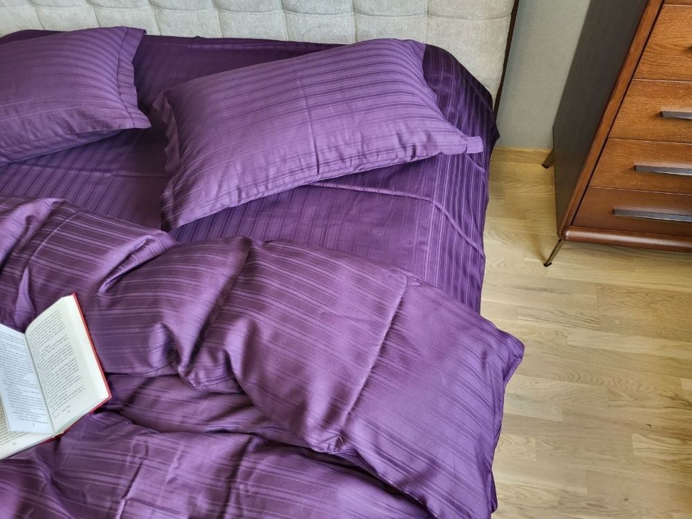 Постільна білизна преміум сатин-страйп Комфорт Текстиль MULTI stripe RICH PLUM