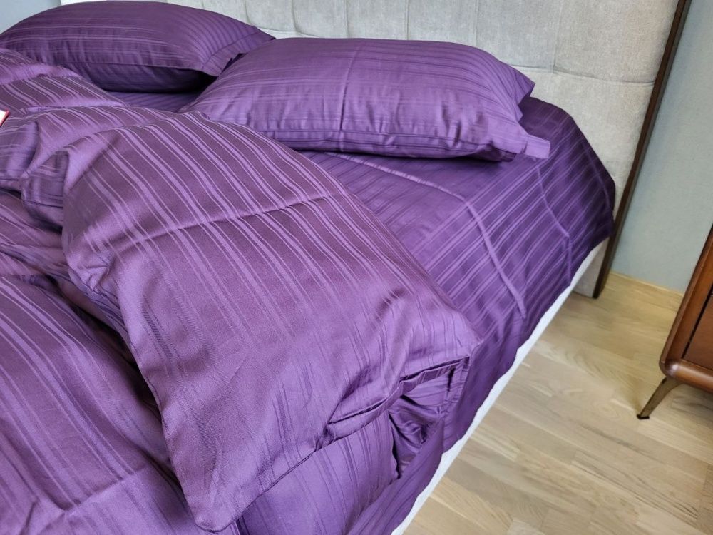 Постільна білизна преміум сатин-страйп Комфорт Текстиль MULTI stripe RICH PLUM