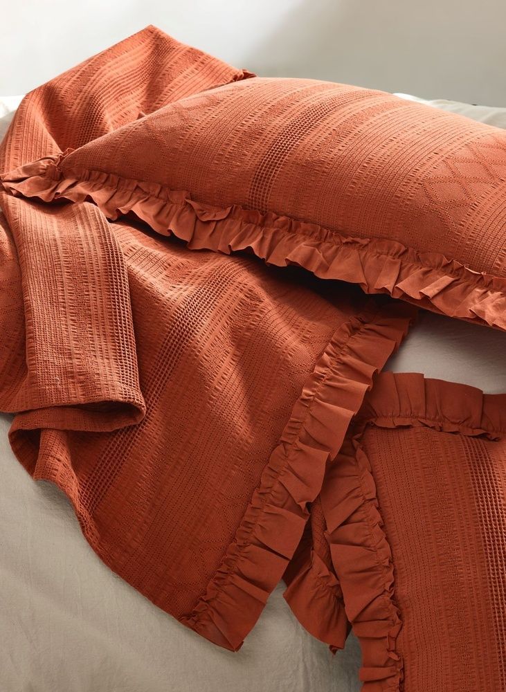 Покрывало хлопок с наволочками Saheser Tziana tile red