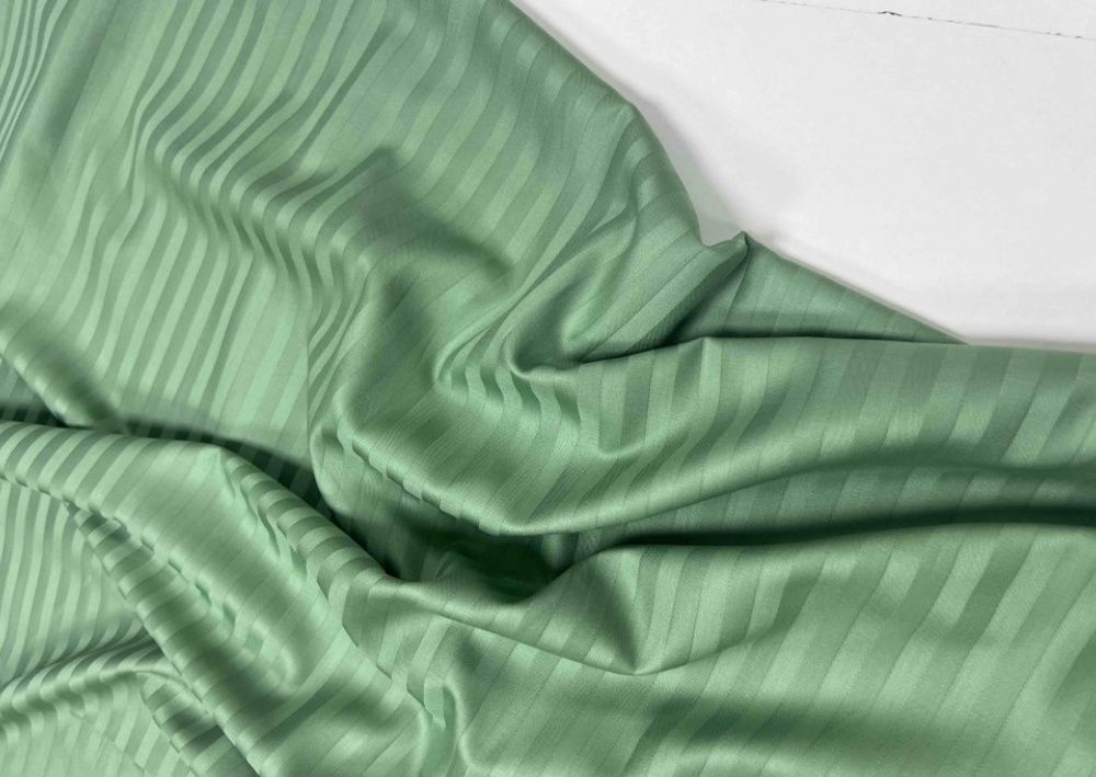 Простирадло на резинці сатин страйп Комфорт Текстиль Stripe LUX GREEN GRASS 1/1см