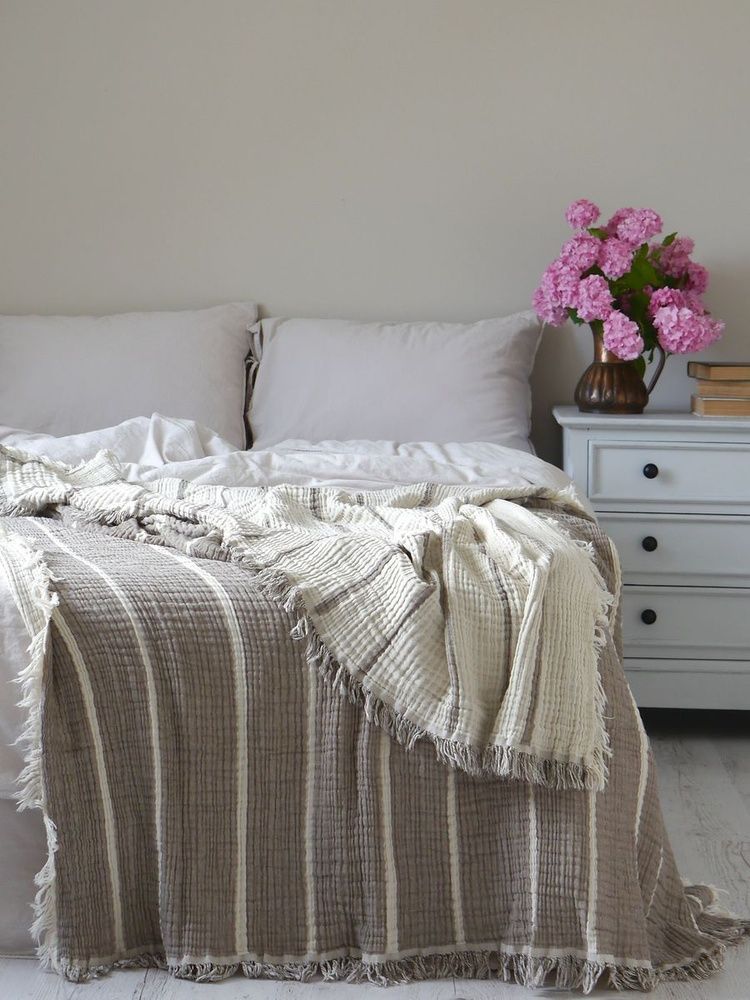 Муслиновое покрывало-плед La Modno Pearl Taupe Brown
