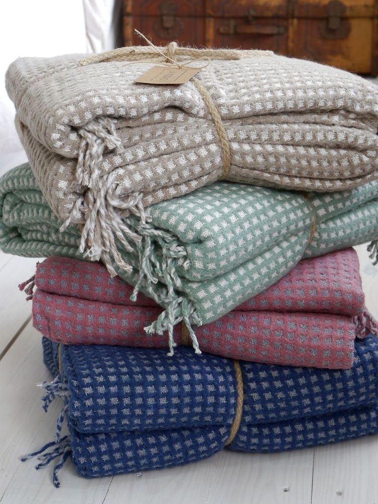 Покривало LA MODNO COSY SKY GRAY - RASPBERRY