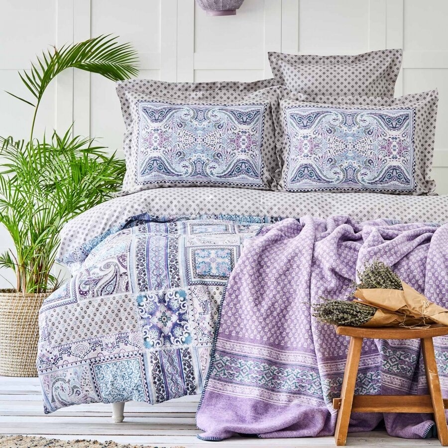 Набор постельное белье с пледом Karaca Home - Adonita violet филетовый