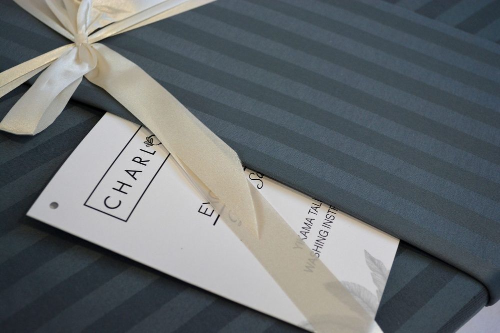 Постельное белье Charlotte Stripe Satin Antrasit