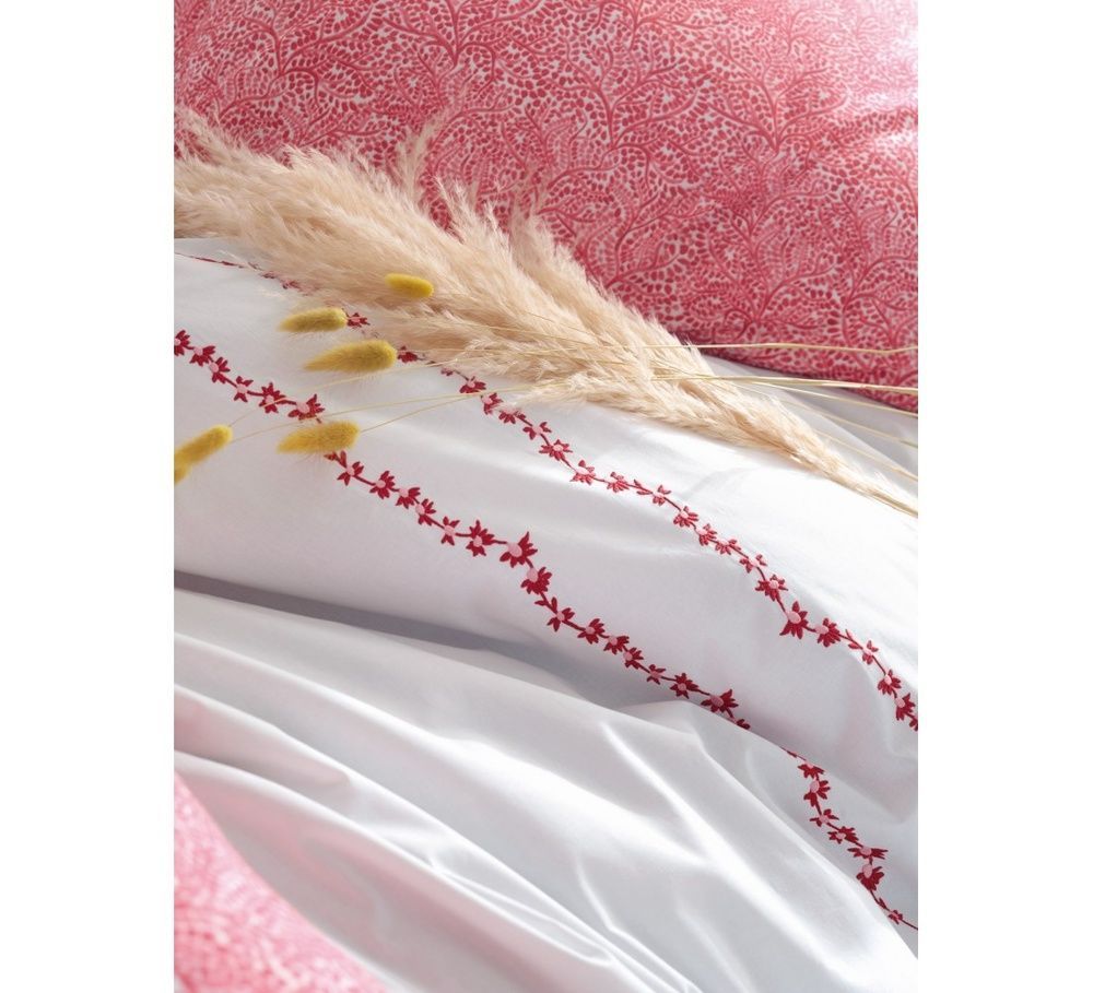 Постільна білизна Cotton Box Majestic з вишивкою Coco Mercan