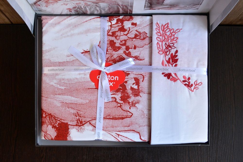 Постельное бельё с вышивкой Cotton Box Elite Saten Gules Kirmizi