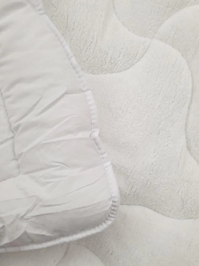 Одеяло гипоаллергенное Zeron Welsoft White