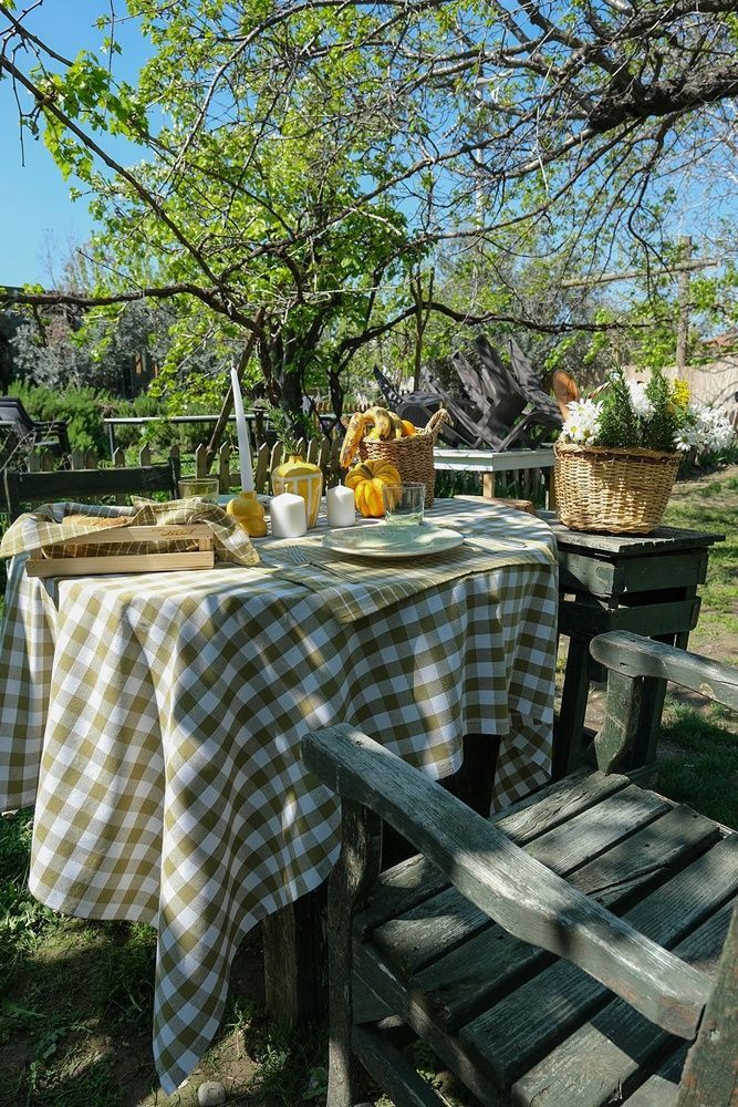 Скатертина з серветками Istanbul Piknik Set 140х180 см Happy Days Yesil