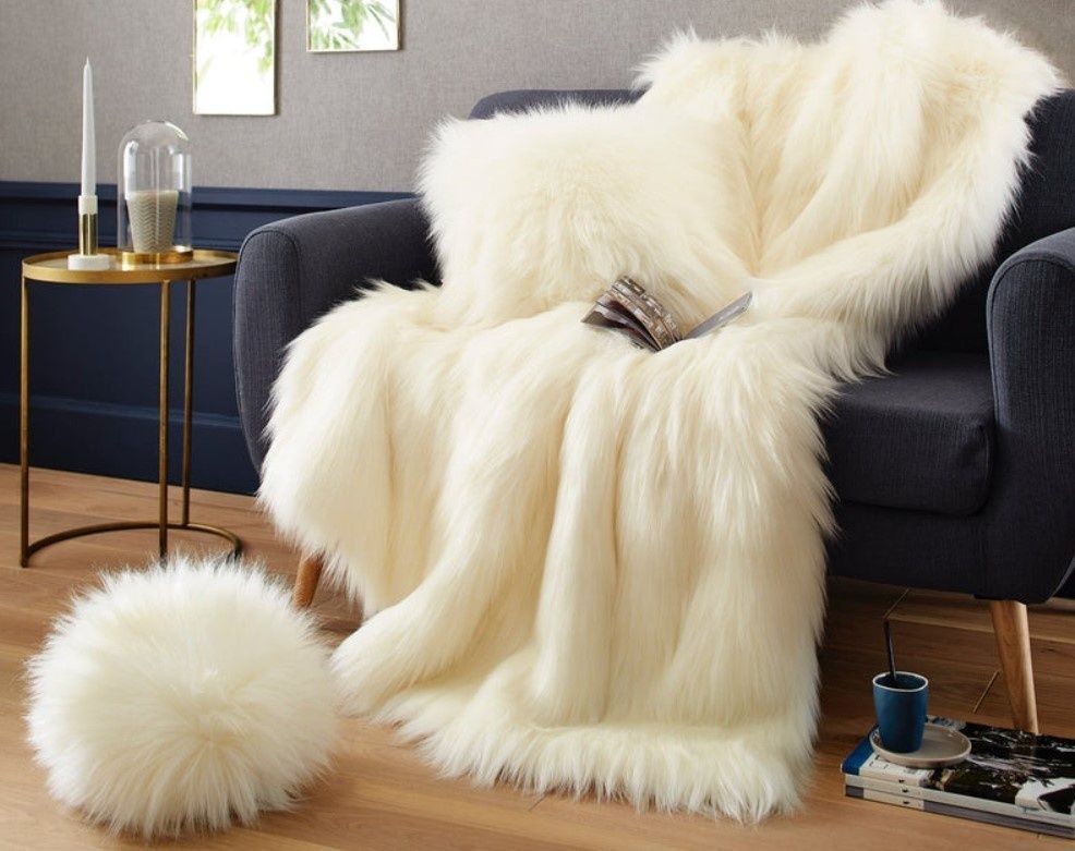 Элитное меховое покрывало Maison Pr&eacute;longe Himalaya Ivory