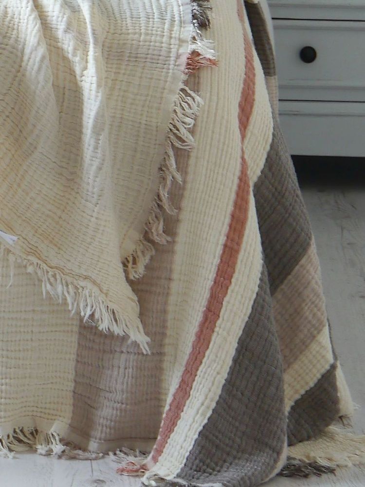 Муслиновое покрывало-плед La Modno Charming Toupe Brown